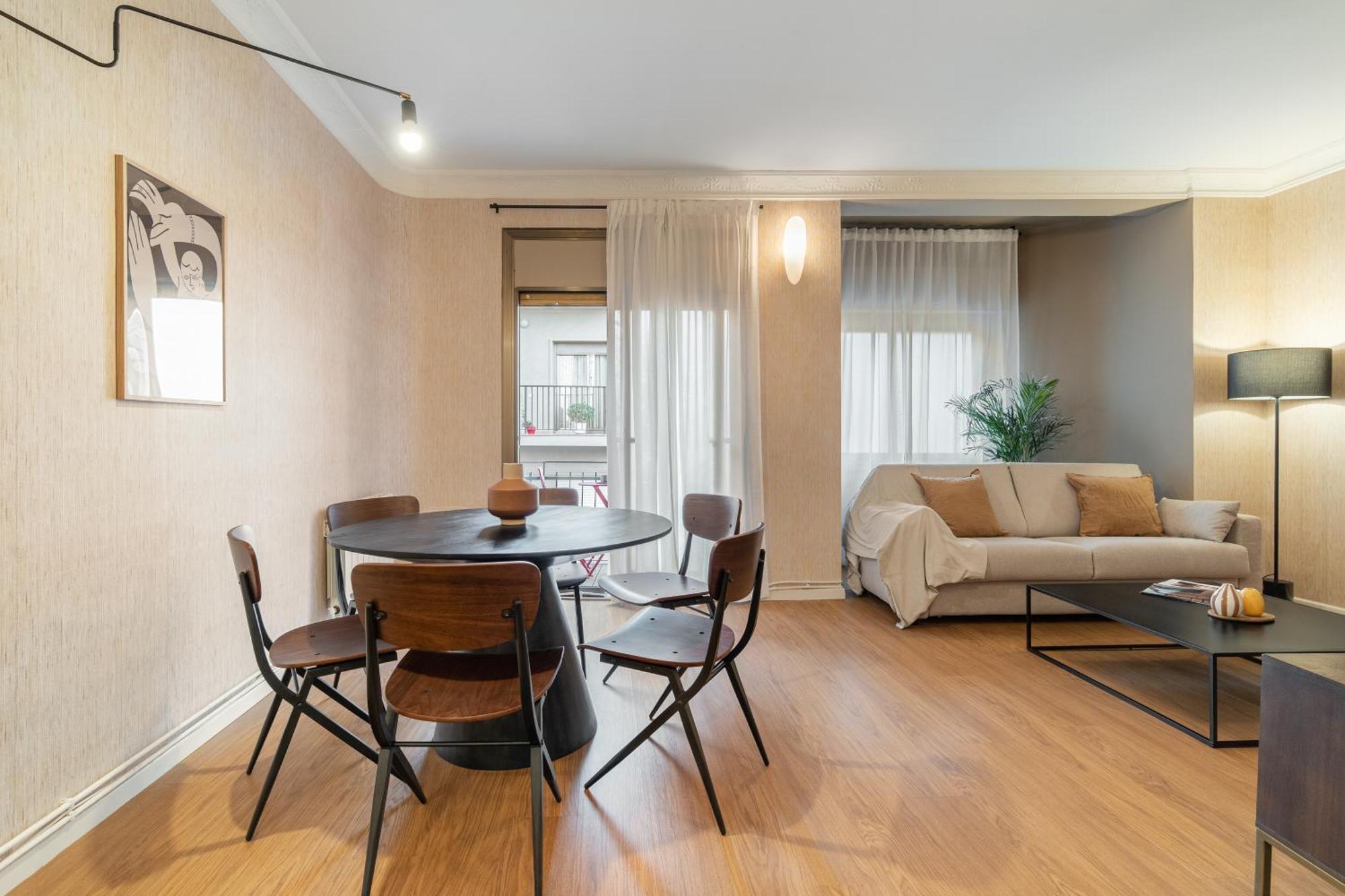 Rafael Apartment By Olala Homes โอสปิตาเล็ต เดอ โยเบรกัต ภายนอก รูปภาพ